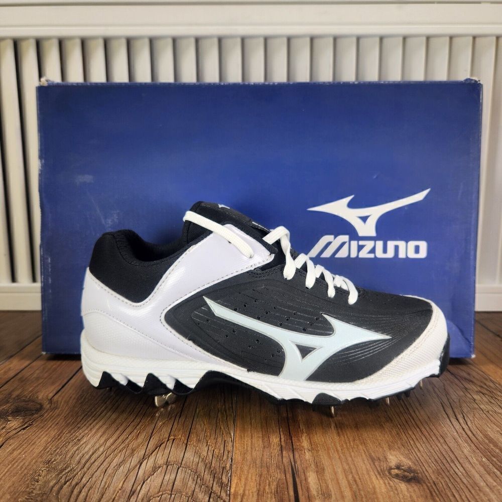 Mizuno 9-Spike Swift Womens Size 5 Black White Metal Softball Cleats 320554.9000